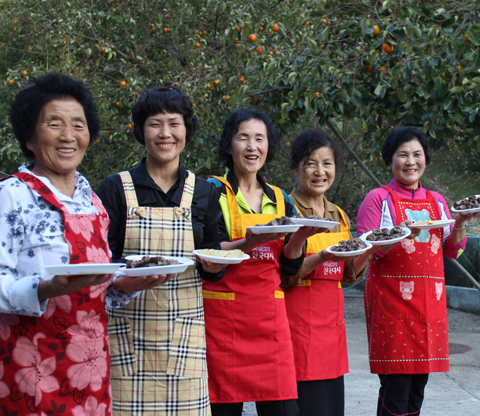 새터민, 북한순대로 와일드푸드 축제 도전 