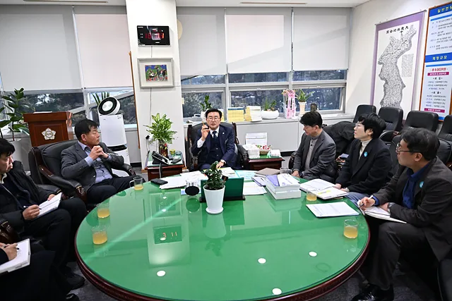 완주군의회, 삼례 딸기축제 사전 간담회 개최