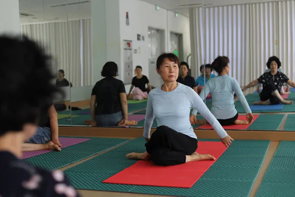 고산면 주민자치센터 요가수업중 (3)