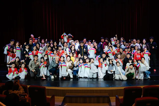 [꿈의 무용단 in 완주] 서른두 명의 콩쥐, 무대에서 꽃 피우다