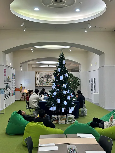 라이브러리 공간