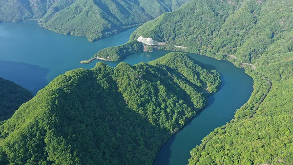 DJI 0452 동상저수지 방향에서 대아댐 쪽으로 촬영