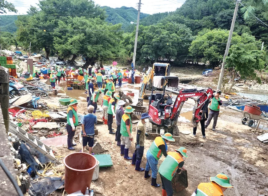 완주군 지역자율방재단원들