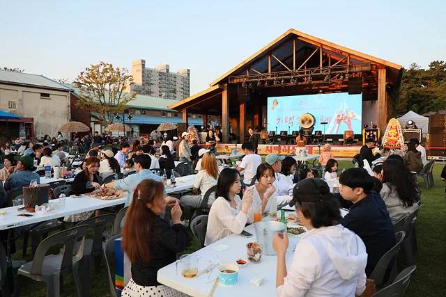2024년 삼례문화예술촌 '치맥하삼례' 축제 현장 완주문화재단 제공