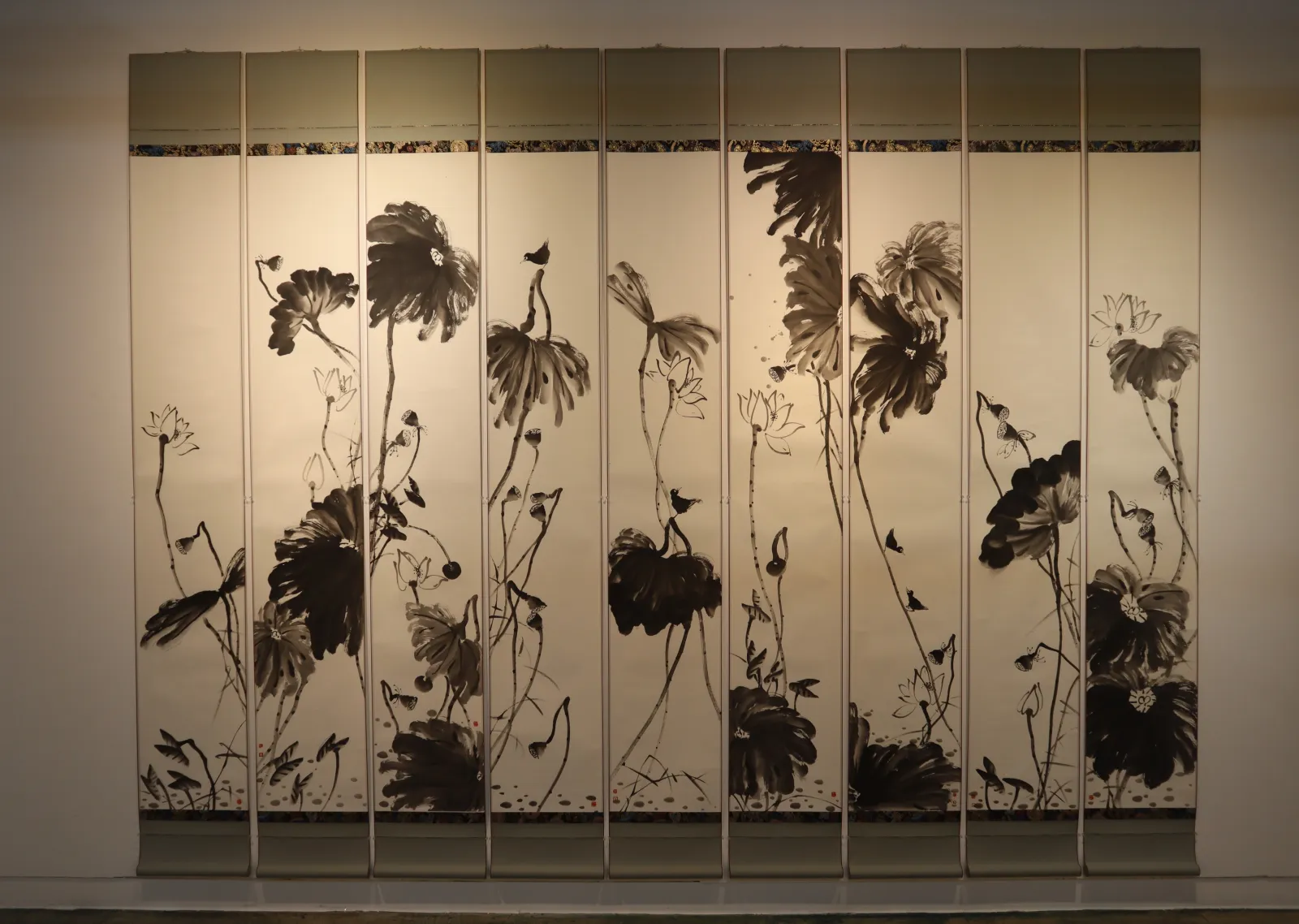 문인화 대표작품 연꽃 만나러 가는 길 203x306cm